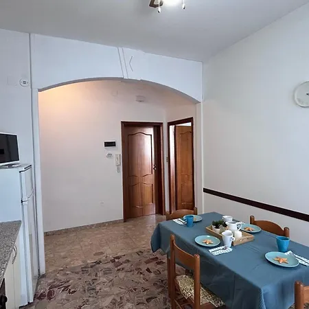 Alta Marea Silvi Apartmán *